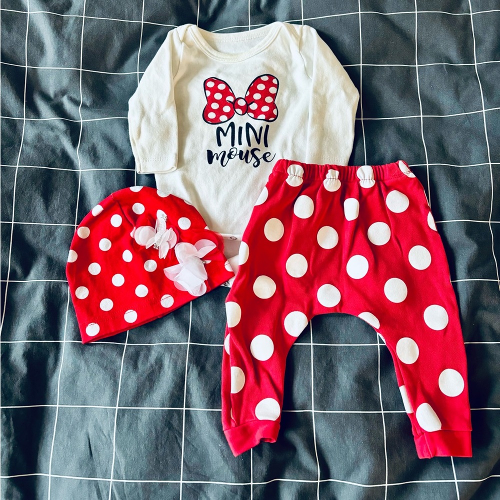 Mini Mouse baby onesie set with pants and hat